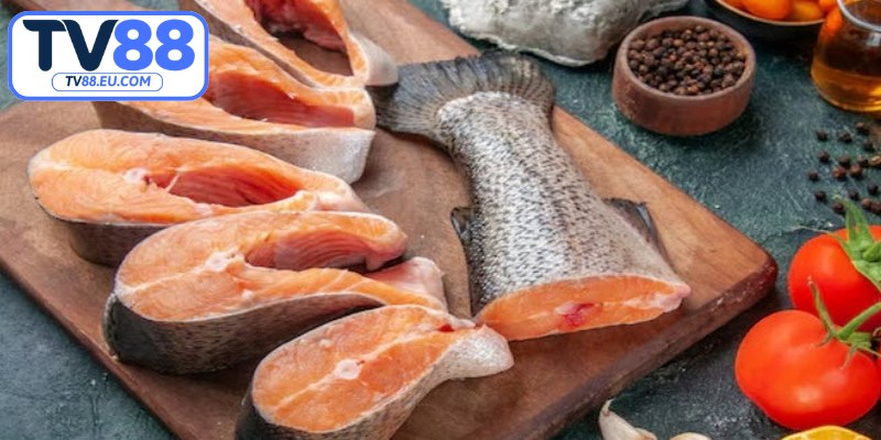 Nằm mơ thấy ăn cá ẩn chứa những thông điệp gì từ tiềm thức